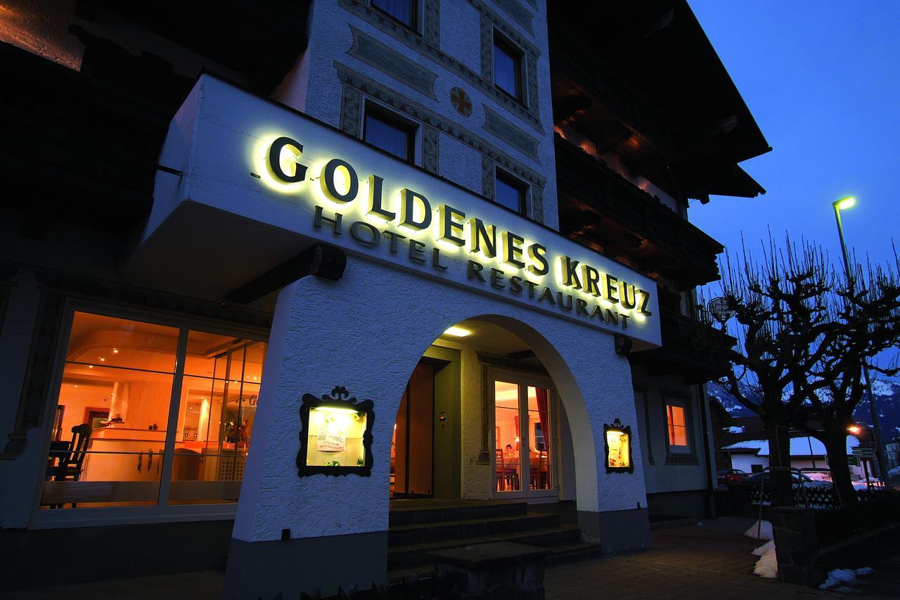 Hotel Goldenes Kreuz 坦海姆 外观 照片