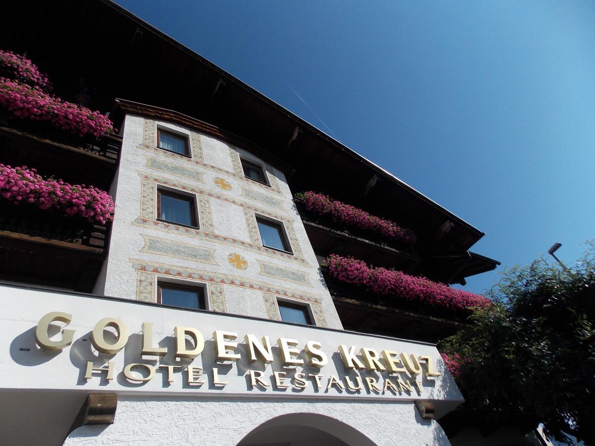 Hotel Goldenes Kreuz 坦海姆 外观 照片